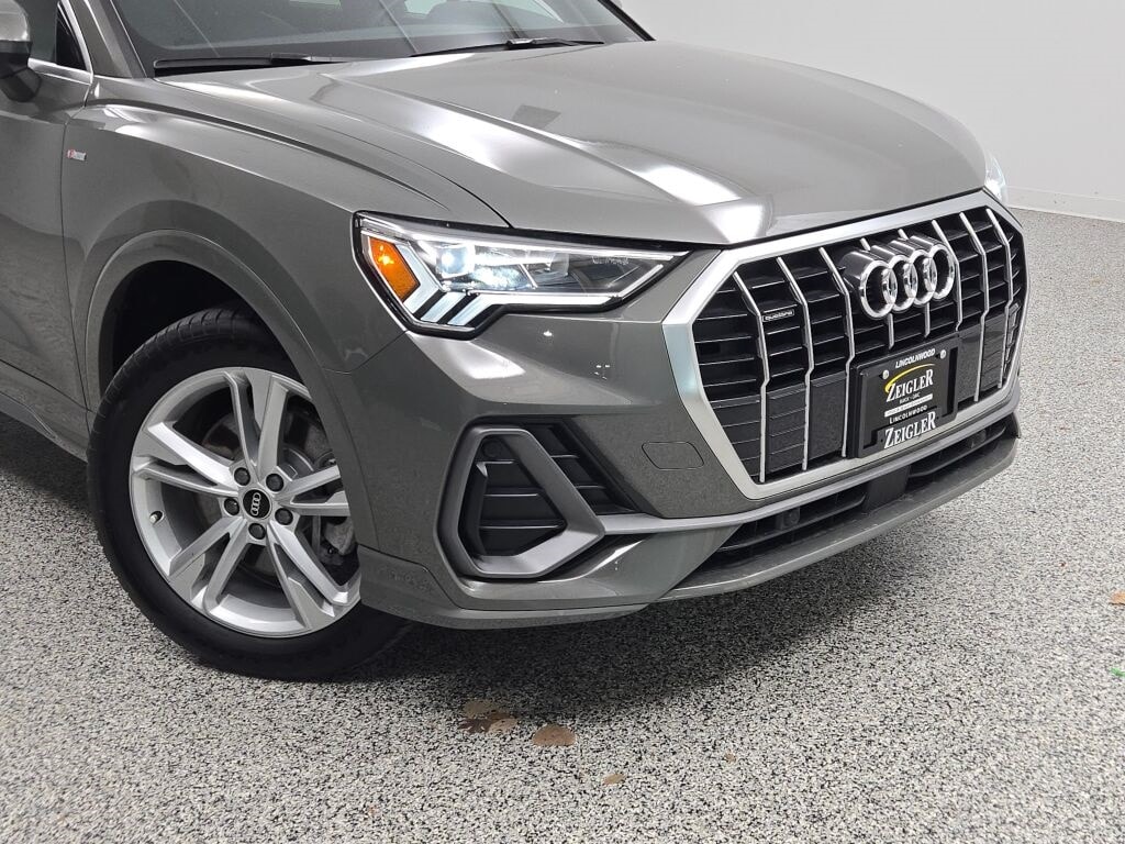 2021 AUDI Q3 - Image 2