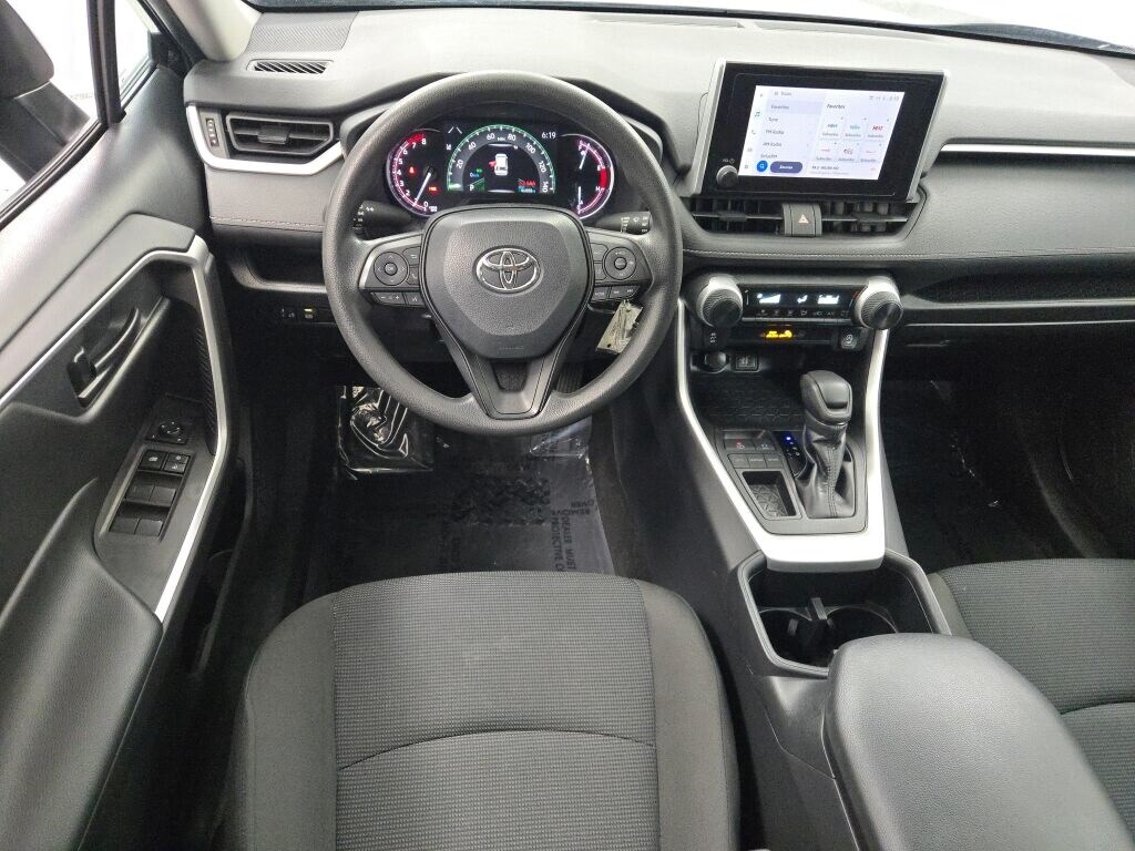 2024 TOYOTA RAV4 - Image 19