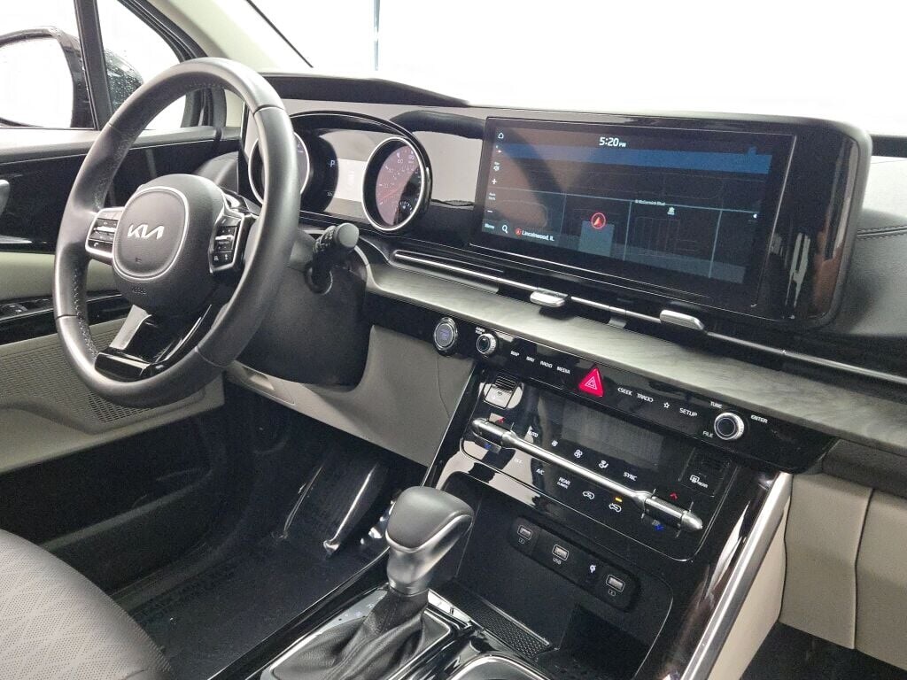 2024 KIA CARNIVAL - Image 9
