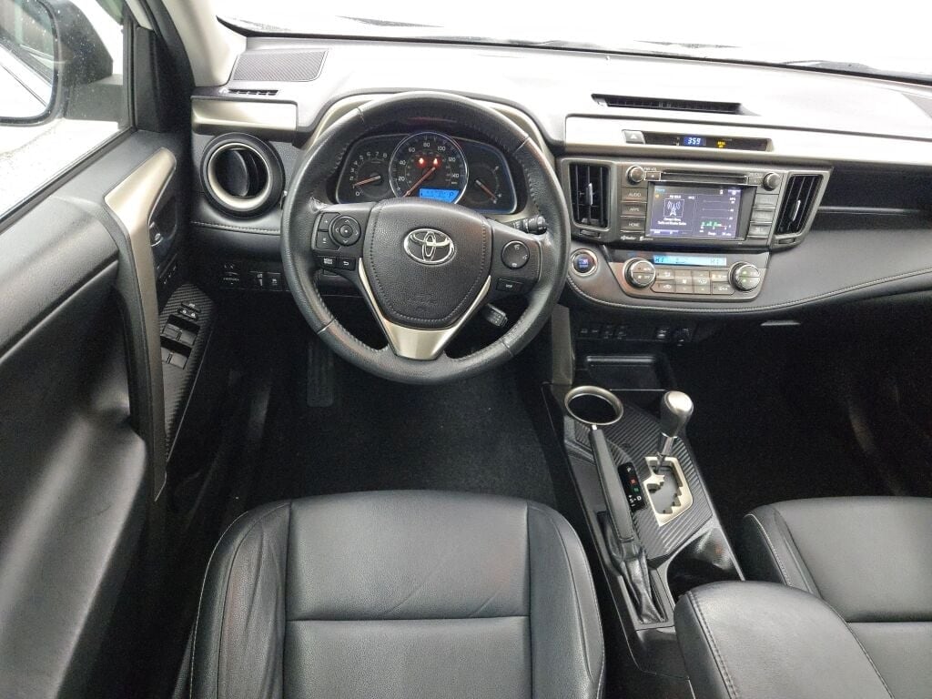 2015 TOYOTA RAV4 - Image 22
