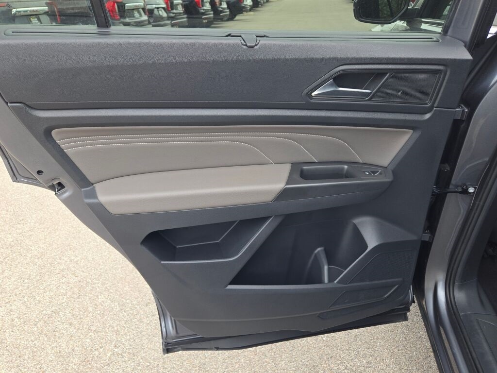 2023 VOLKSWAGEN ATLAS - Image 24