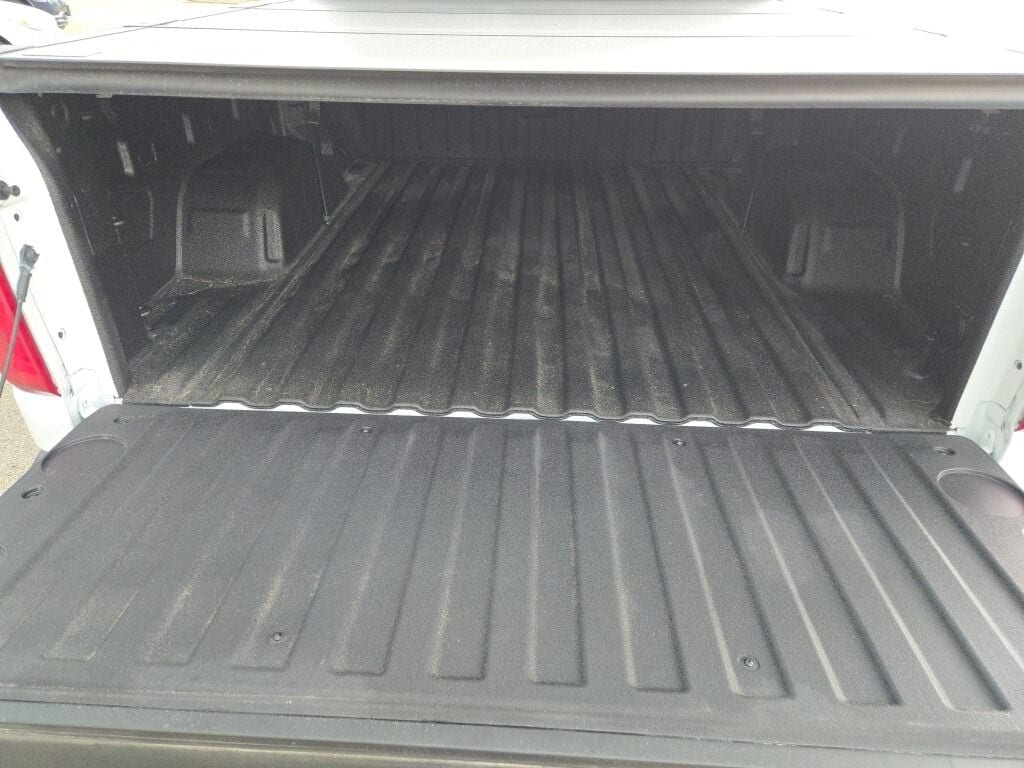 2025 CHEVROLET SILVERADO - Image 18