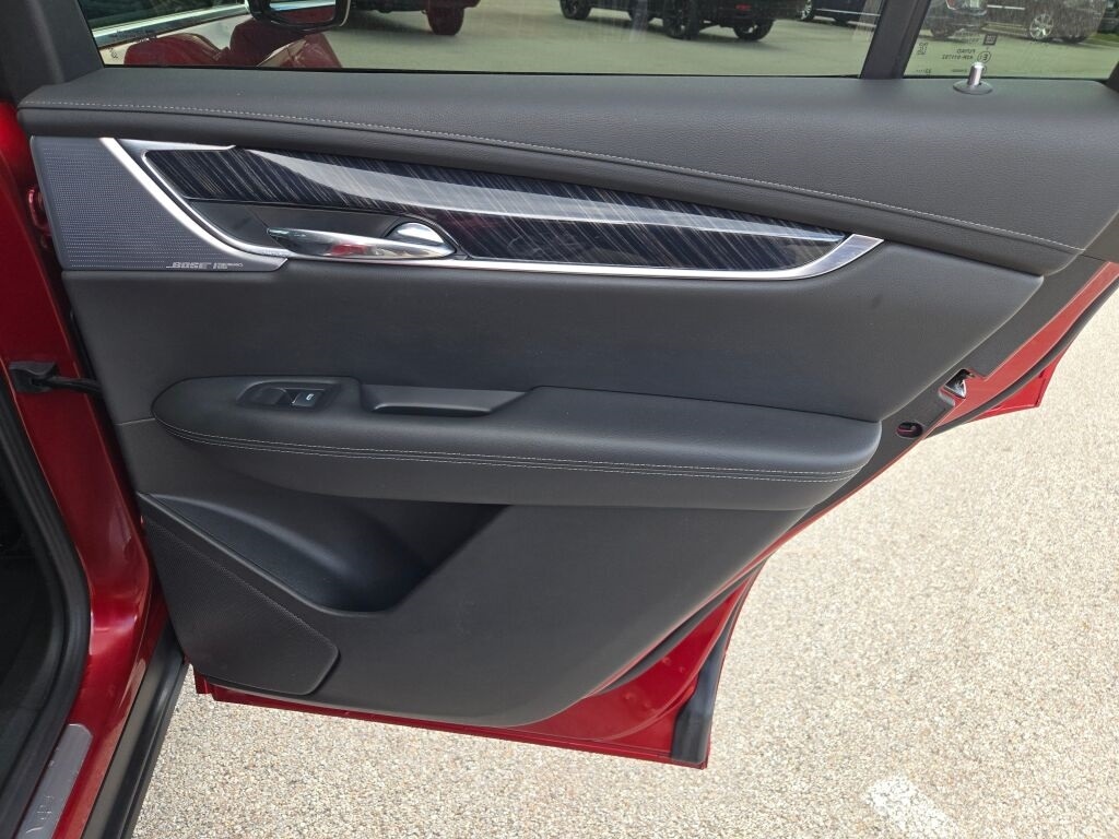 2023 CADILLAC XT6 - Image 11