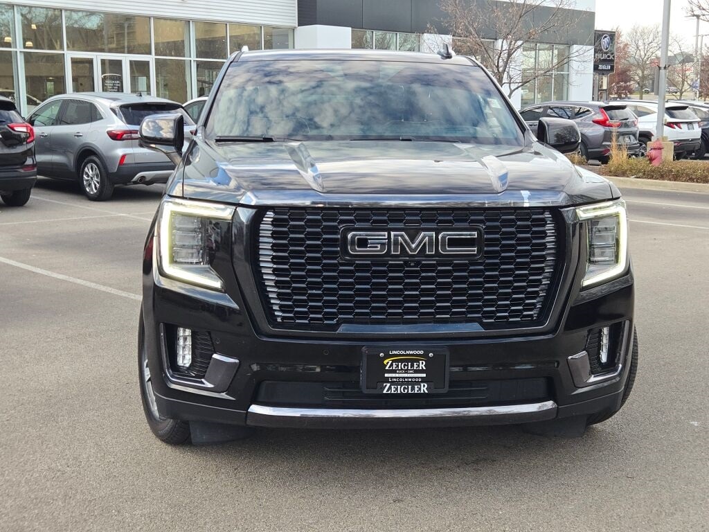 2023 GMC YUKON XL - Image 3