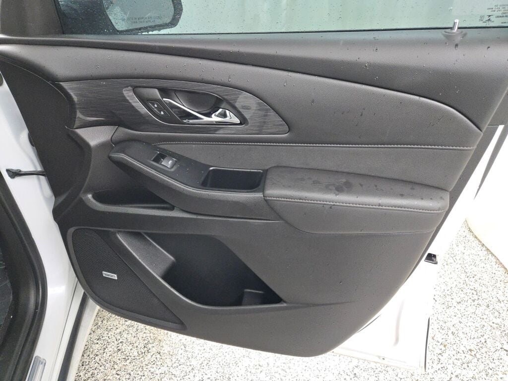 2023 CHEVROLET TRAVERSE - Image 6