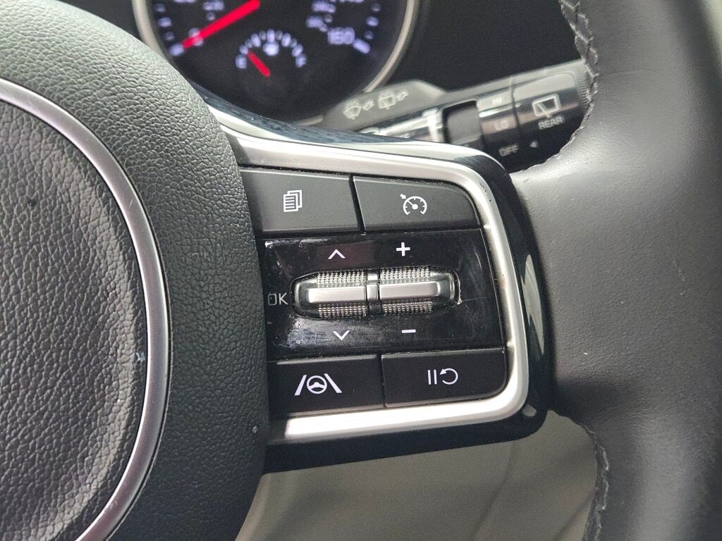 2024 KIA CARNIVAL - Image 35