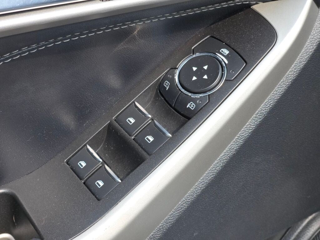 2021 FORD EXPLORER - Image 26