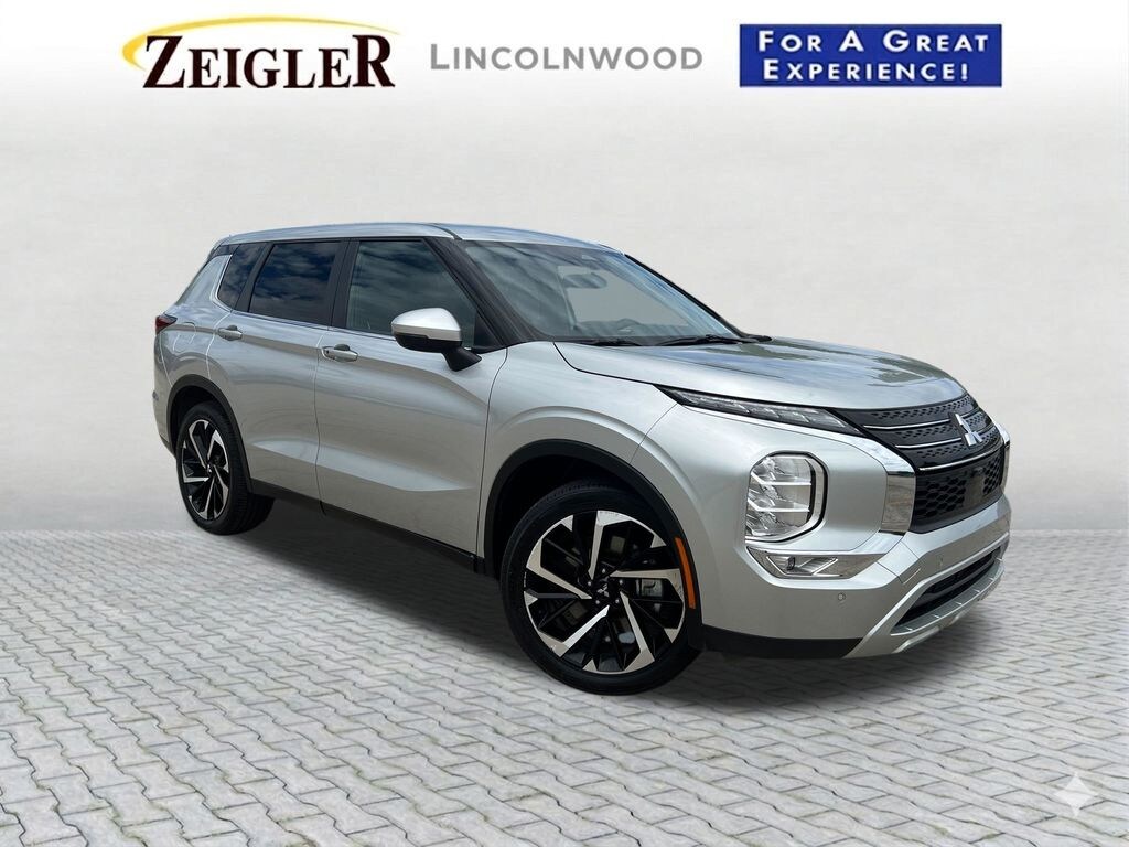 Used 2024 Mitsubishi Outlander SE SUV