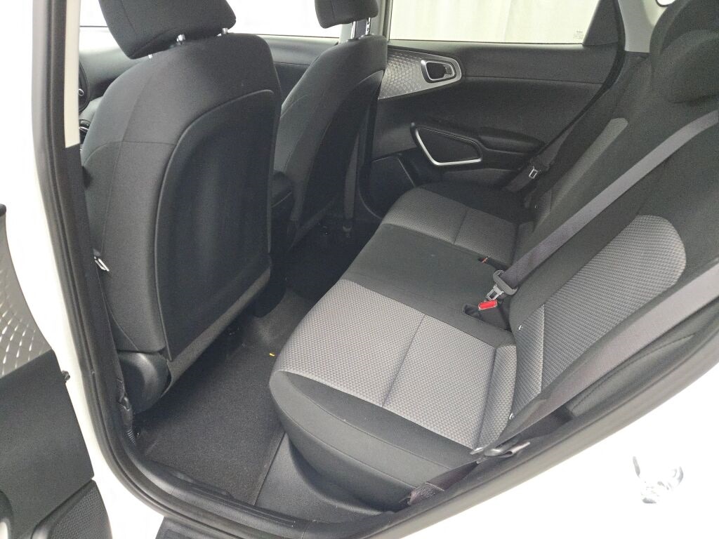 2023 KIA SOUL - Image 19