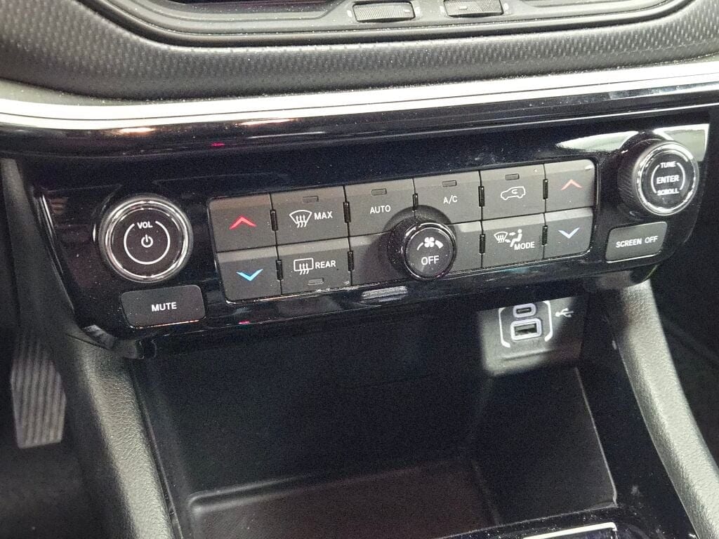 2024 JEEP COMPASS - Image 29