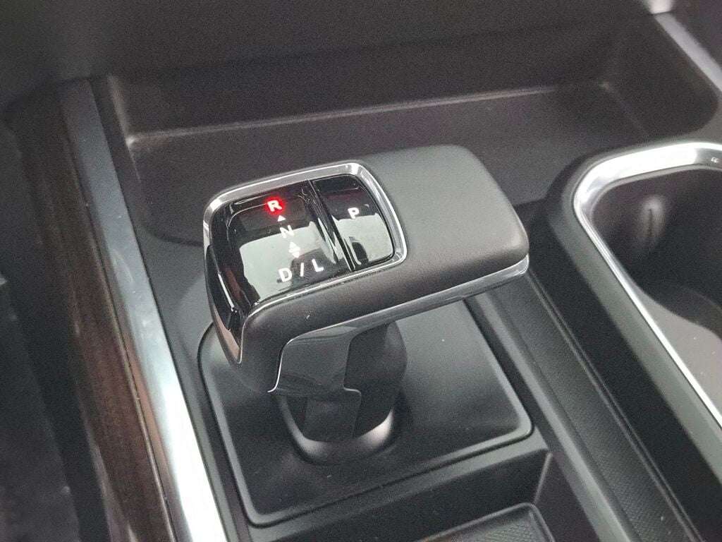 2025 CHEVROLET SILVERADO - Image 31