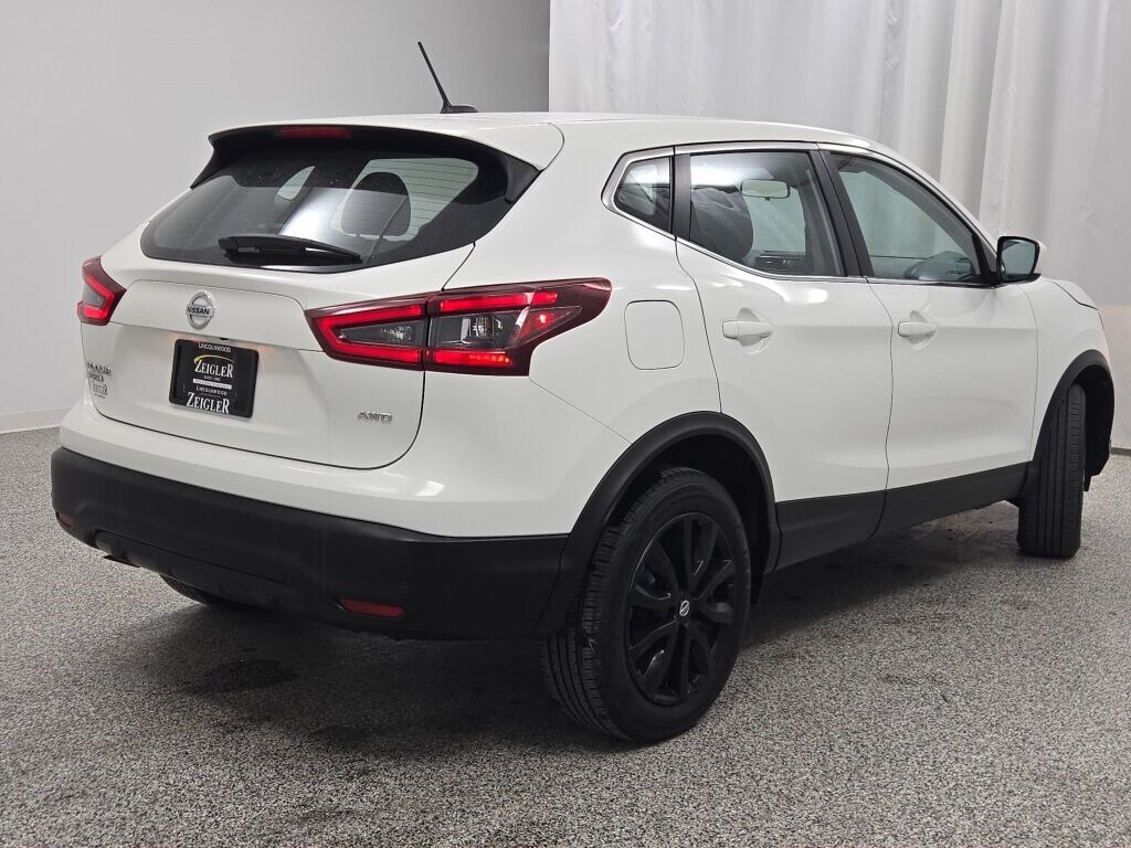 2021 NISSAN ROGUE SPORT - Image 12