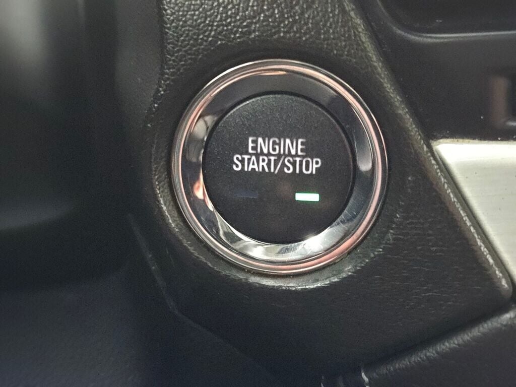 2019 GMC YUKON XL - Image 38