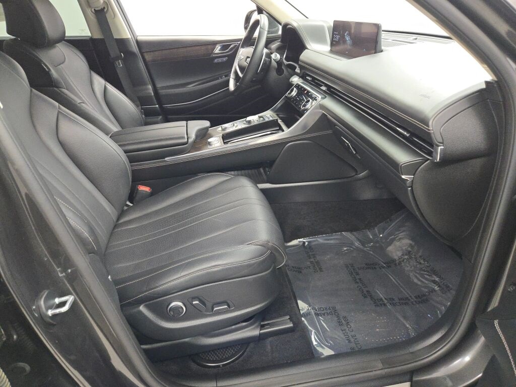 2024 GENESIS GV80 - Image 7