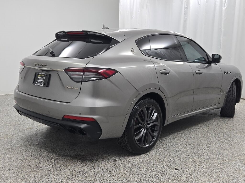 2021 MASERATI LEVANTE - Image 13