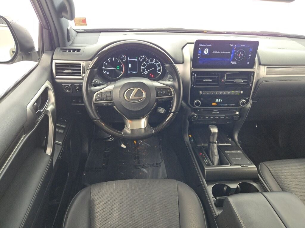 2023 LEXUS GX - Image 26