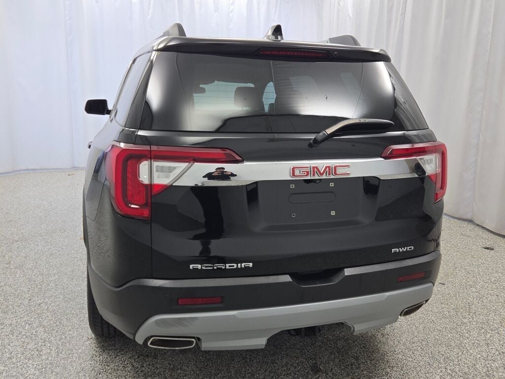 2023 GMC ACADIA - Image 14