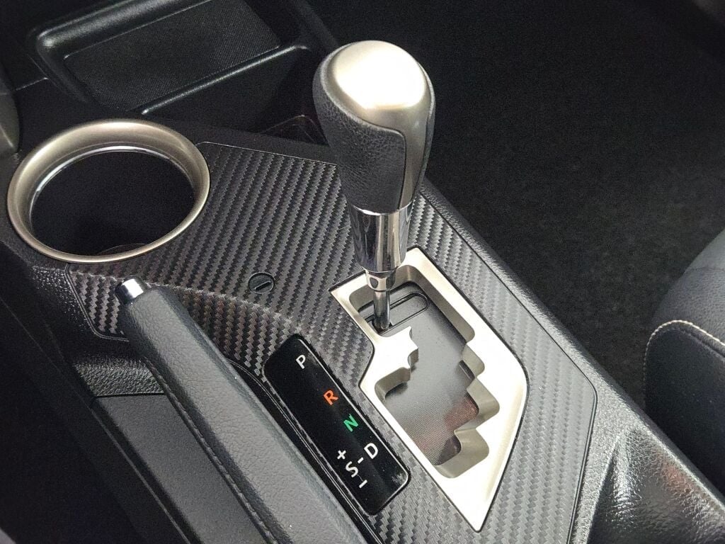 2015 TOYOTA RAV4 - Image 34