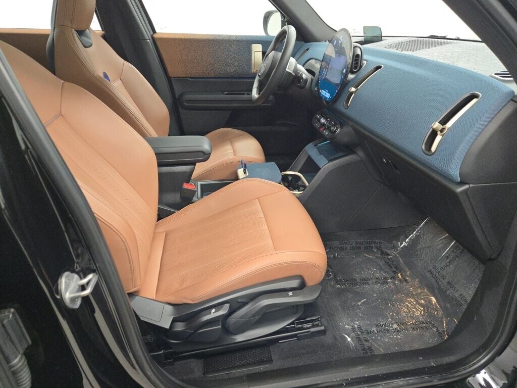 2025 MINI COUNTRYMAN - Image 7