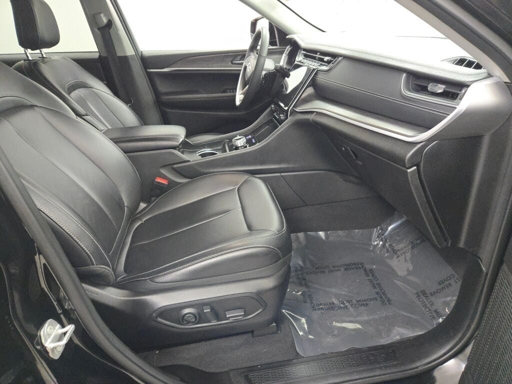 2024 JEEP GRAND CHEROKEE - Image 7