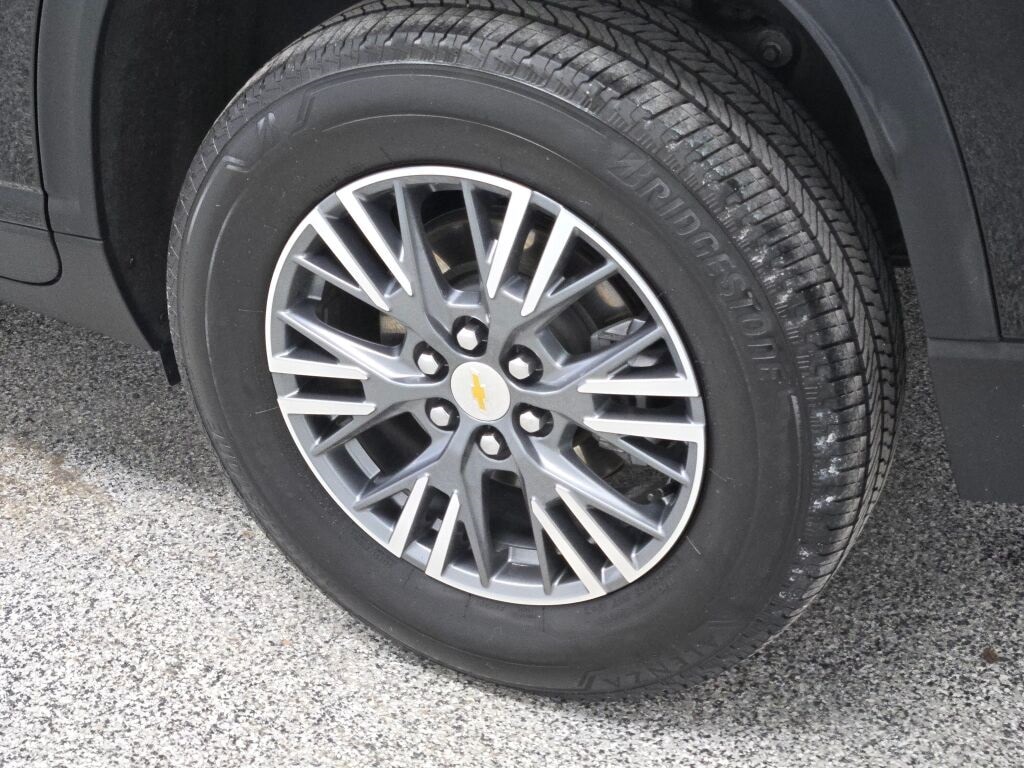 2024 CHEVROLET TRAVERSE - Image 17