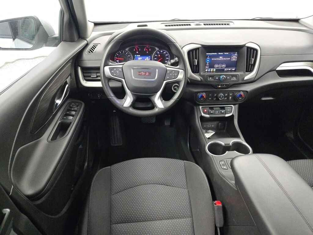 2022 GMC TERRAIN - Image 21
