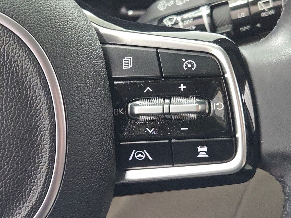 2024 KIA CARNIVAL - Image 33