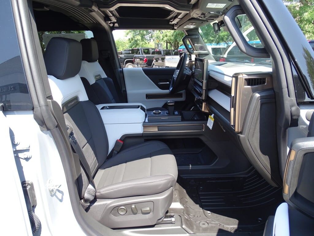 New 2025 GMC HUMMER EV SUV 3X SUV