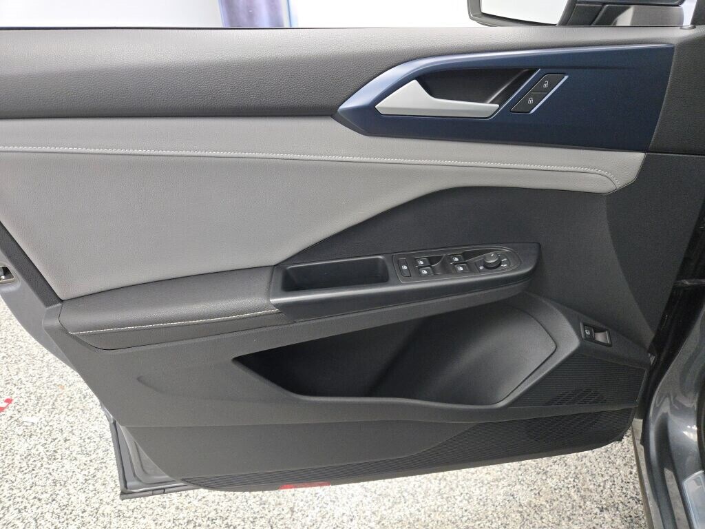 2024 VOLKSWAGEN TAOS - Image 22