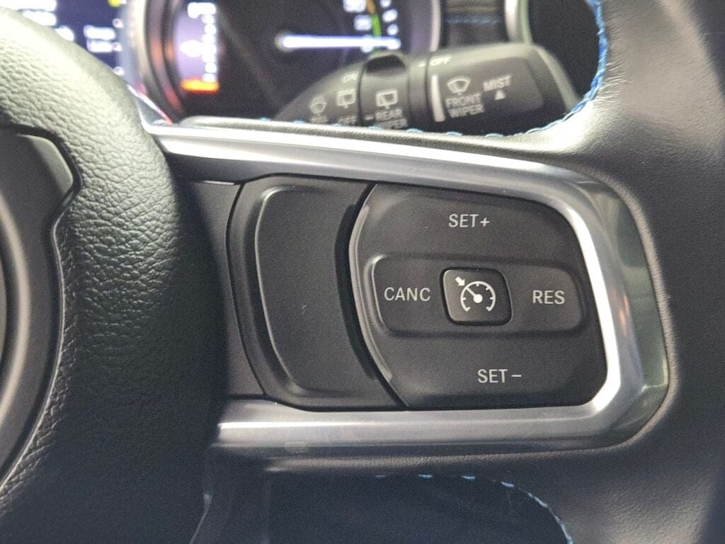 2021 JEEP WRANGLER - Image 34