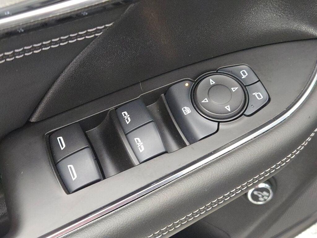 2022 BUICK ENVISION - Image 23