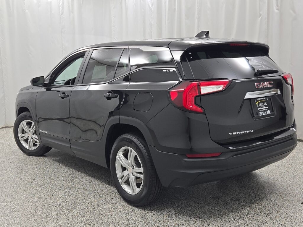 2024 GMC TERRAIN - Image 15