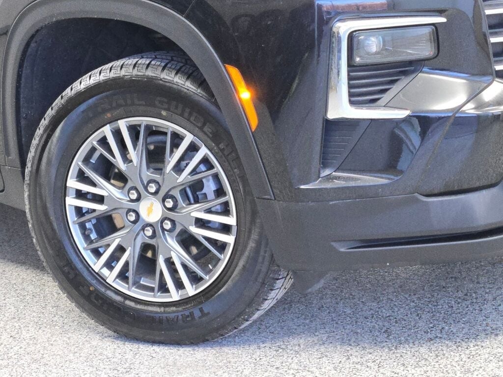 2024 CHEVROLET TRAVERSE - Image 3