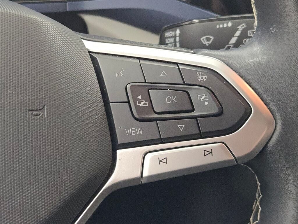 2024 VOLKSWAGEN TAOS - Image 34