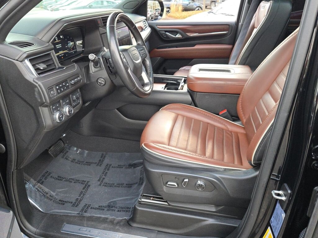 2023 GMC YUKON XL - Image 26