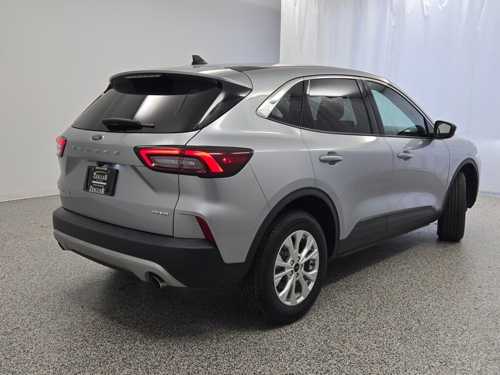 2023 FORD ESCAPE - Image 12