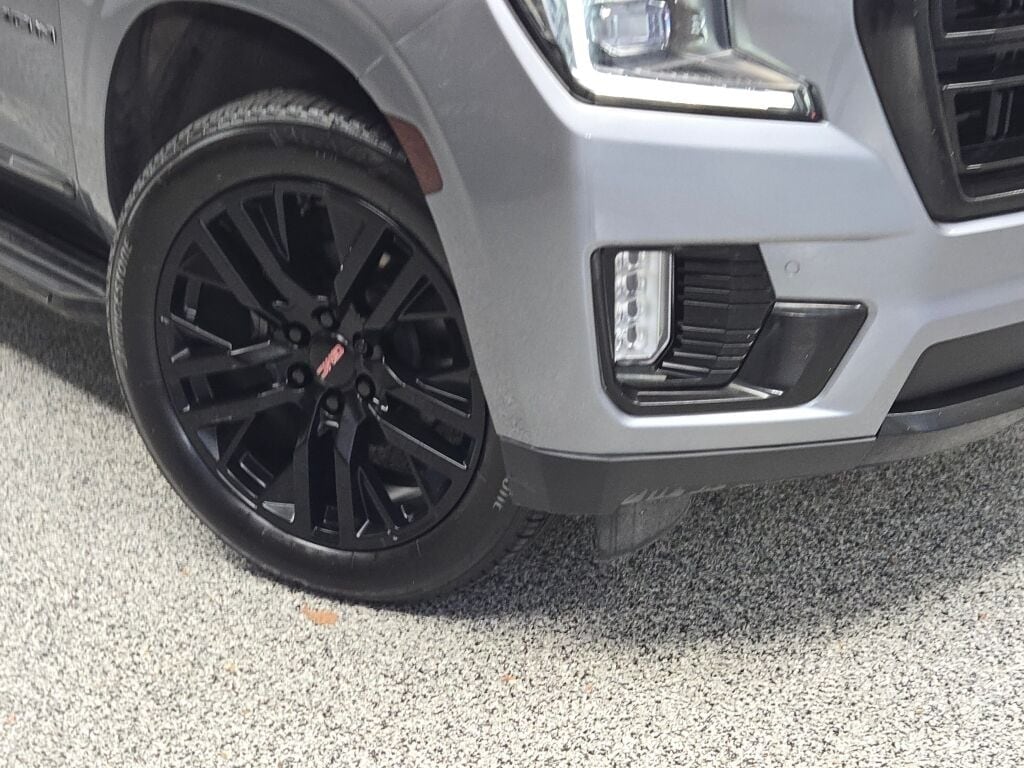 Used 2021 GMC Yukon SLT SUV