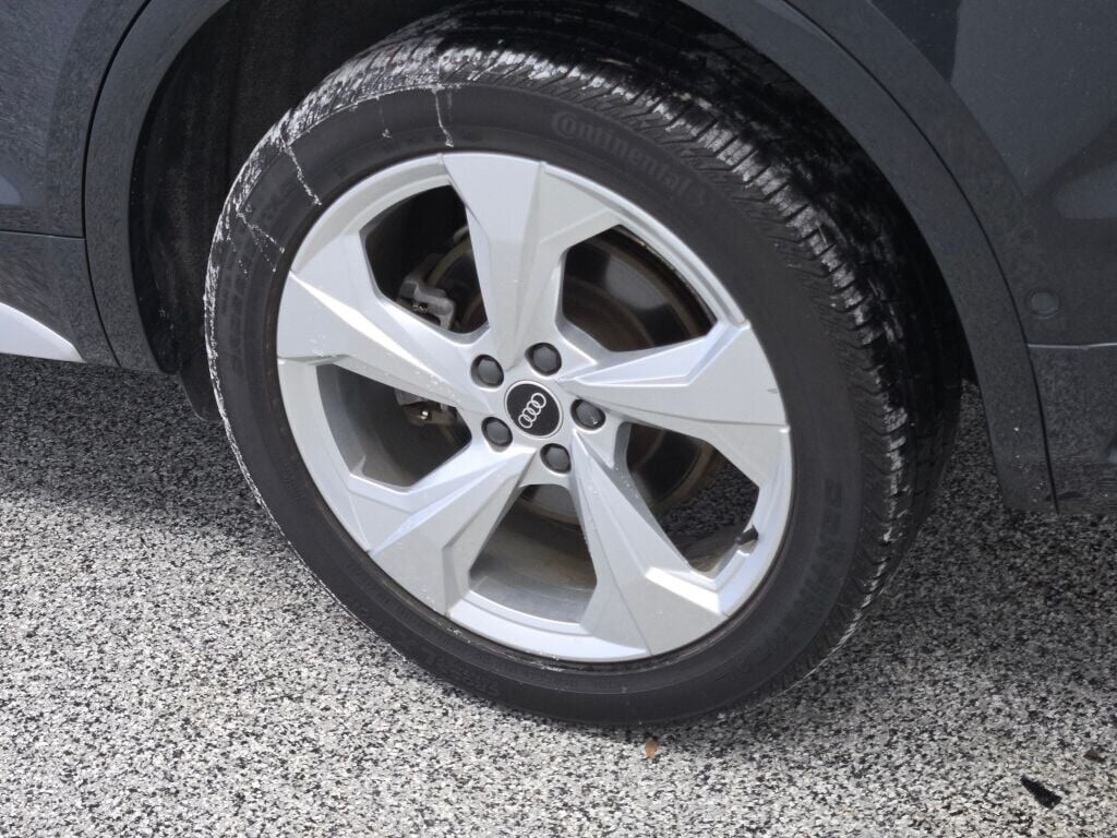 2021 AUDI Q5 - Image 18