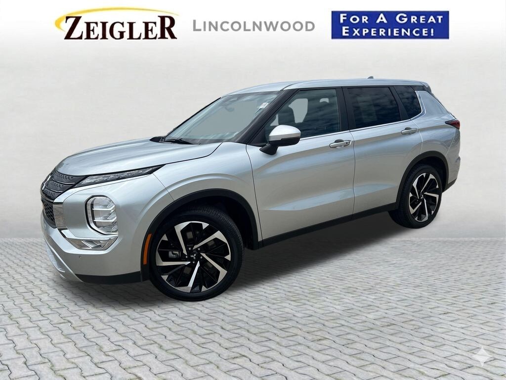 Used 2024 Mitsubishi Outlander SE SUV