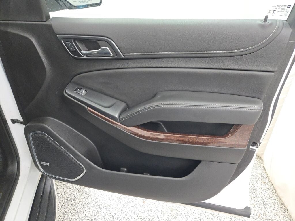 2019 GMC YUKON XL - Image 6