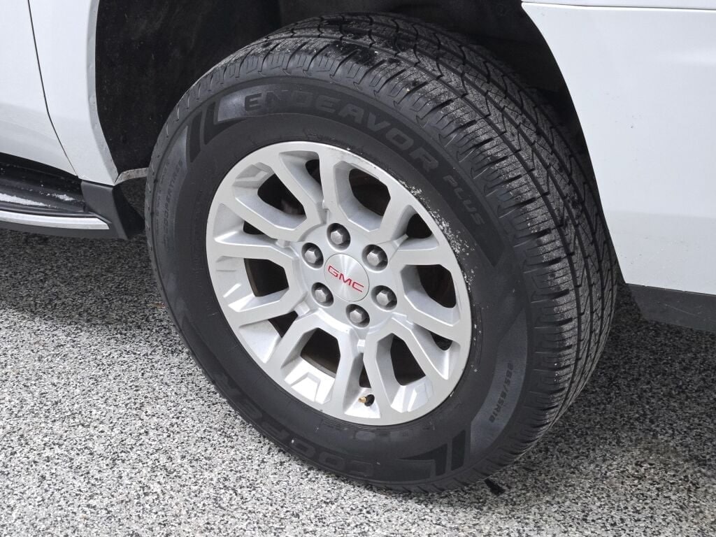 2019 GMC YUKON XL - Image 22