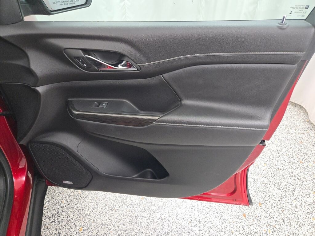 2023 GMC ACADIA - Image 6