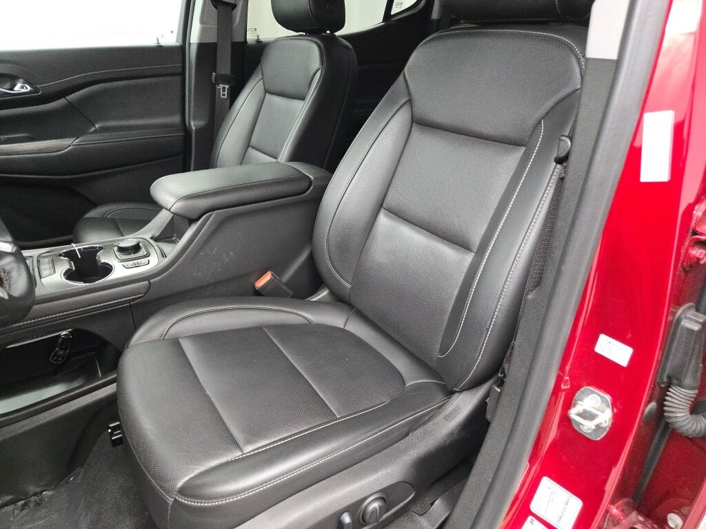 2023 GMC ACADIA - Image 27