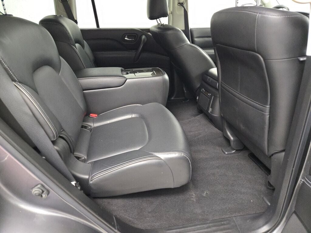 2021 INFINITI QX80 - Image 11