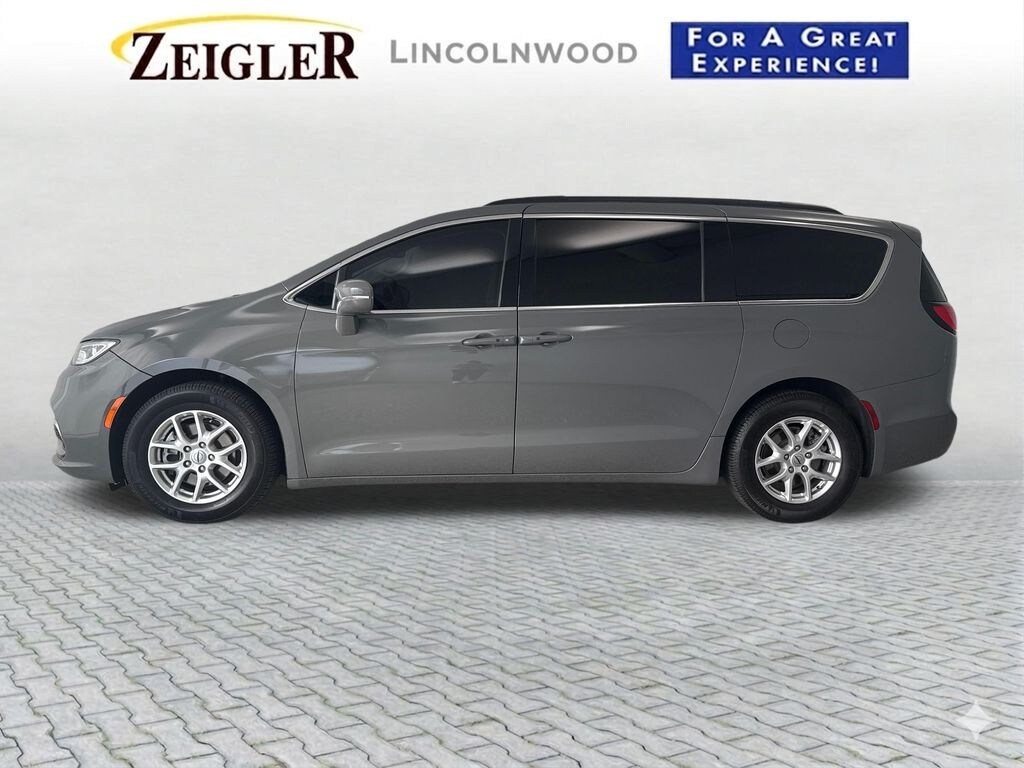 Used 2022 Chrysler Pacifica Touring L Van Passenger Van
