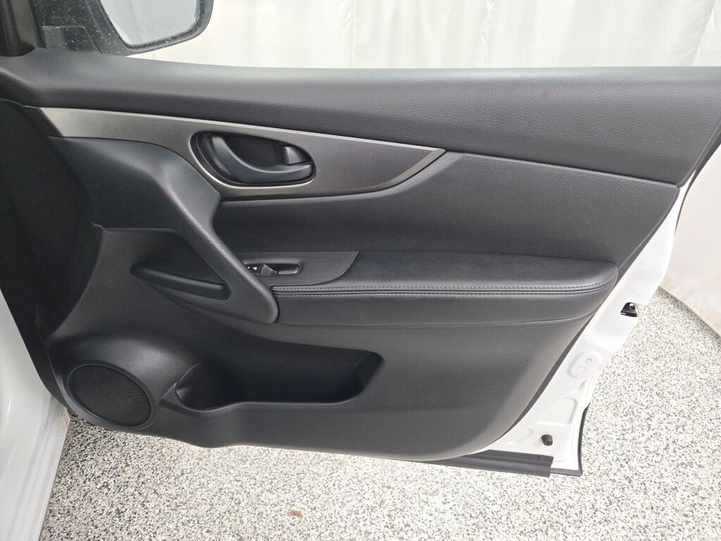 2021 NISSAN ROGUE SPORT - Image 6