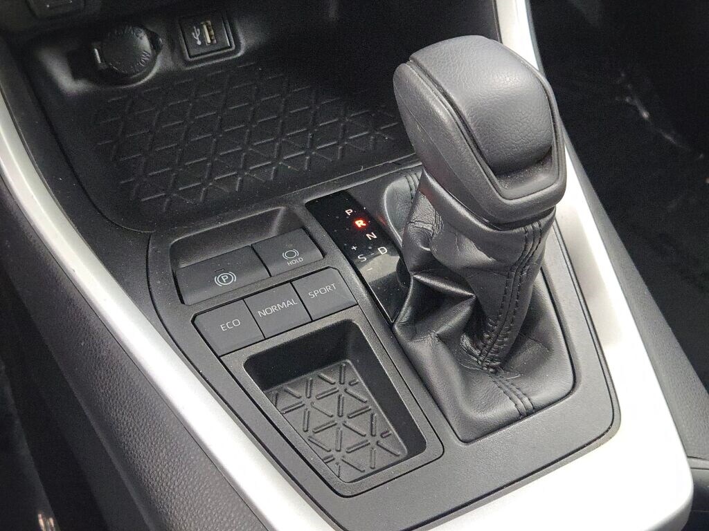 2024 TOYOTA RAV4 - Image 29