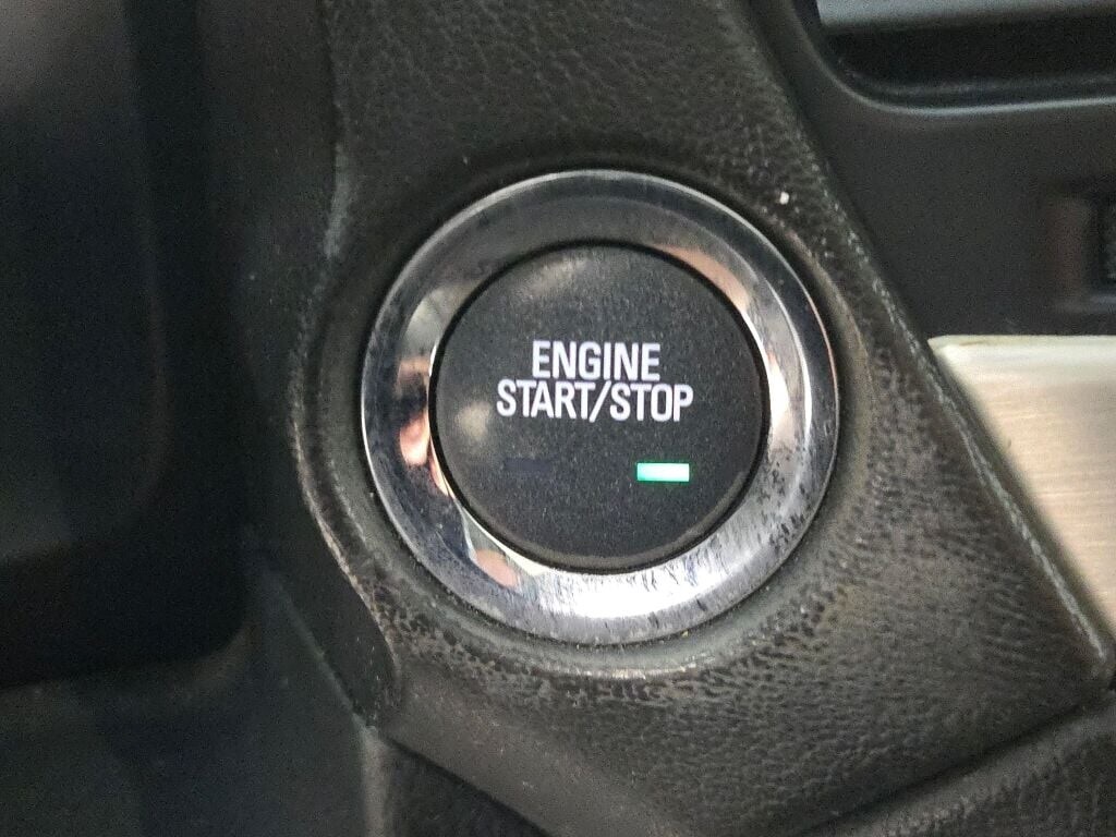 2020 GMC YUKON XL - Image 39