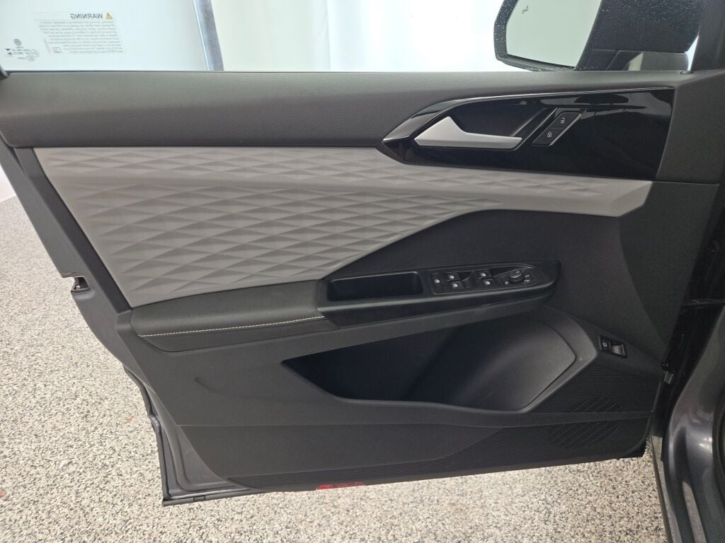 2024 VOLKSWAGEN TAOS - Image 21