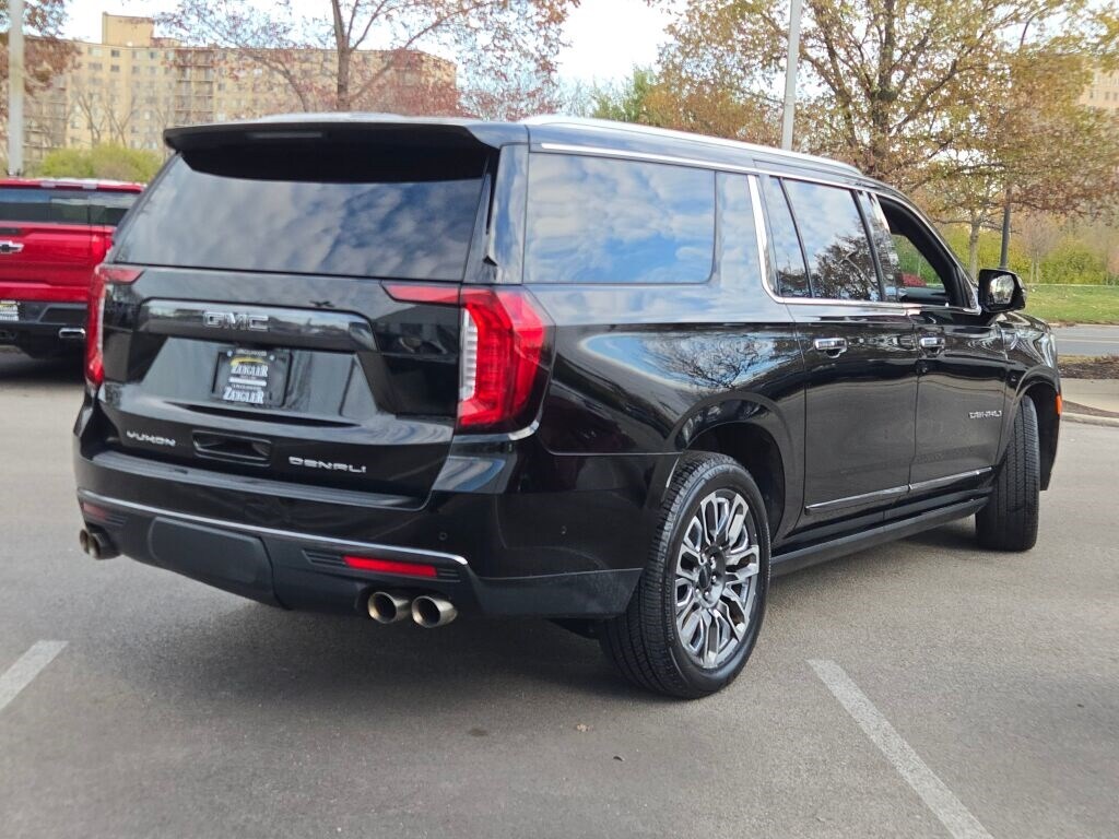 2023 GMC YUKON XL - Image 14